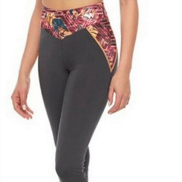 Her Universe Pants - Wonder Woman Leggings
